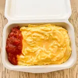 平飼いたまごのオムライス(サラダ付き)（CafeCafe）