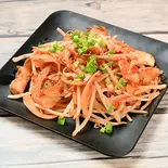キムチと豚肉炒め（金壱屋）