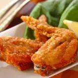 手羽先揚げ Fried Chicken Wings（博多ラーメン 長浜や 本郷三丁目店）