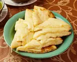 チーズナン Cheese naan(アジアンダイニング ホットポット)