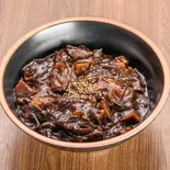 ジャージャー丼（韓国料理 明洞チキン  上野店 Korean Food Fried Chicken）