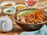 肉酱 酸辣粉 サンラー春雨（ビャンビャン麺 朋友）