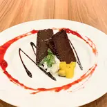 ベルギー産チョコレートケーキ トルタ チョコラータ（トラットリアグランドゥーカ 関内馬車道店）