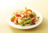 海老と野菜の塩炒め（上海屋）