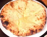 蜂蜜チーズナンHoney Cheese Nan（ゴルカイケシタテン）