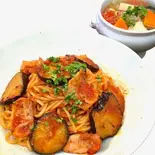 ナスと自家製パンチェッタのトマトソースセット(大盛り無料)（湊川イタリアン ソラレ）