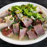 BAT LONG DOI THAP CAM 豚の内臓茹でる（Xin Chao Viet Nam Ikebukuro）
