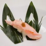 (058)炙りとろサーモン 1貫(金太郎鮨)