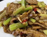 【小炒牛肉飯】辛み牛肉炒め飯(銀座香菜チャイナGinzaShansaiChina)