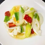 イカとセロリの炒め MỰC XÀO CẦN（KOIベトナムフォー）