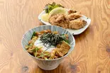 特製スタミナ丼唐揚げセット（もつ焼きぶーちゃん）