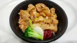 スタミナ豚丼（揚げたて唐揚げと丼物弁当 キッチンヤタロー）