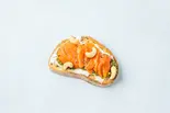 SALMON GENOVESE|YOGURT BREAD（ミルキーグリーク 恵比寿店|グリークヨーグルト＆アサイー）