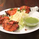 「人気」タンドリーチキン4個 Tandoori Chicken 4P（ROBIN'S INDIAN KITCHEN）