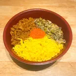 三色丼（キッチン まごころ(副菜が変更する場合があり)）