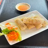 chả giò(nem rán) 5 cuốn 揚げ春巻き 5本（ベトナム料理カキフォートルクアン）