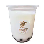 タピオカアンニン豆乳（大須からあげとタピオカのお店 亜細亜坊）