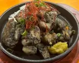 (中)熟成とりの炭炙り焼き（燈）