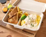 チキンとベーコンのクリームオムライス×チキンカレーチーズホットサンド（goody goody麻生店）