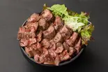 【2倍】肉特盛りハラミステーキ丼(200g) Double Harami Steak Bowl（ハラミステーキ丼＆ビビンバ 「ハラミ市場」 立花店）