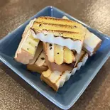 自家製スモークチーズ（アジアン料理と燻製バルHaHaHa）
