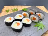 サーモンサラダ巻き Salmon salad roll（寿司・海鮮丼 がんこ 尼崎店）
