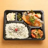 さばの味噌煮弁当（まるべん）