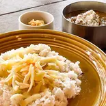 やわらか牛ホホ肉のビーフカレー（カキノキテラス）