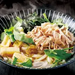 柚子胡椒を効かせた “肉”うどん【深夜】（旨い出汁！ “柚子胡椒を効かせた旨出汁うどん” “山椒の香りがたまらない 蕎麦屋のカレーうどん” “旨辛キムチうどん” 土佐堀 かすみ庵）