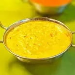 三種の豆のスープカレー(プレーンナーン1枚つき) Dal (1 plain naan Incl)（DELHI'S CAFE）