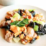豚肉と玉子キクラゲ炒める（旺華楼）