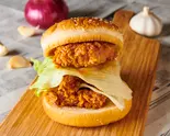 旨辛ダブルチキンハンバーガー（TikTea抖茶,台湾唐揚げ西川口店）
