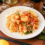 パッタイセット (スープ付)(本格タイ料理バル プアン 三軒茶屋本店)