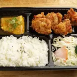 唐揚げ弁当(餃子食堂 大阪亭)