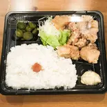 唐揚げ弁当(ステーキ専門店 ぽん太ステーキ)