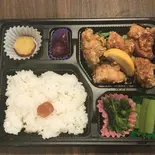 唐揚げ弁当(海鮮と鍋のかかし亭)