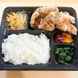 唐揚げ弁当（鳥やま）