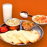 チーズナンセット(Cheese naan set)（SAKURA インド＆ネパール レストラン）