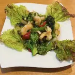 Shrimp Brocolli itame ¥700（Sumitra Asian Dining）