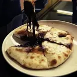 チョコレートナン  Chocolate naan（NAMASTE ASIAN KITCHEN AND HALAL SHOP）