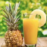 fresh pineapple juice 搾りたてのパイナップルジュース（NAMASTE ASIAN KITCHEN AND HALAL SHOP）