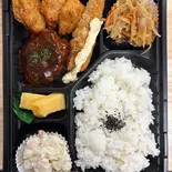 揚げエビフライハンバーグ弁当（dolmen＆遊 with リンダリンダ）