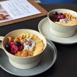 チアシードとココナッツのヨーグルトボール Chia＆coconut yogurt bowl（bego オープンサンド＆カフェ ヴィーガン対応）