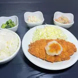 おろしロースかつ定食(とんかつは飲み物。御茶ノ水店)