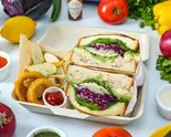 ツナサラダとアボカドのサンドイッチ -Tunasalad＆Avocado Sandwich-（Juicy's Laboratory）