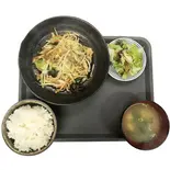 ガツの野菜炒め定食(居酒屋福盛)