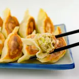 ジャンボ餃子(手づくり皮)！手作り特製！(5個入り)（中華料理 曙）