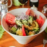 アボカドサラダ Avocado Salad（ピザカヤ）