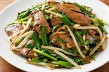 ニラレバ炒め(韮菜炒猪肝)（中国家庭料理 你好）