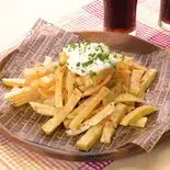 サワークリームとスイートチリのフレンチフライ(512 パンケーキ/フレンチトースト専門店)